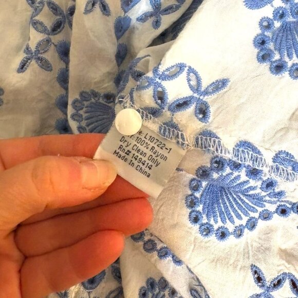 Johnny Was Shell Embroidered Blouse S White Blue Collared EUC - Picture 8 of 8
